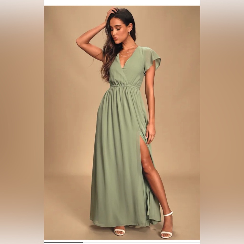 Lulus sage Green Maxi Dress small NWT